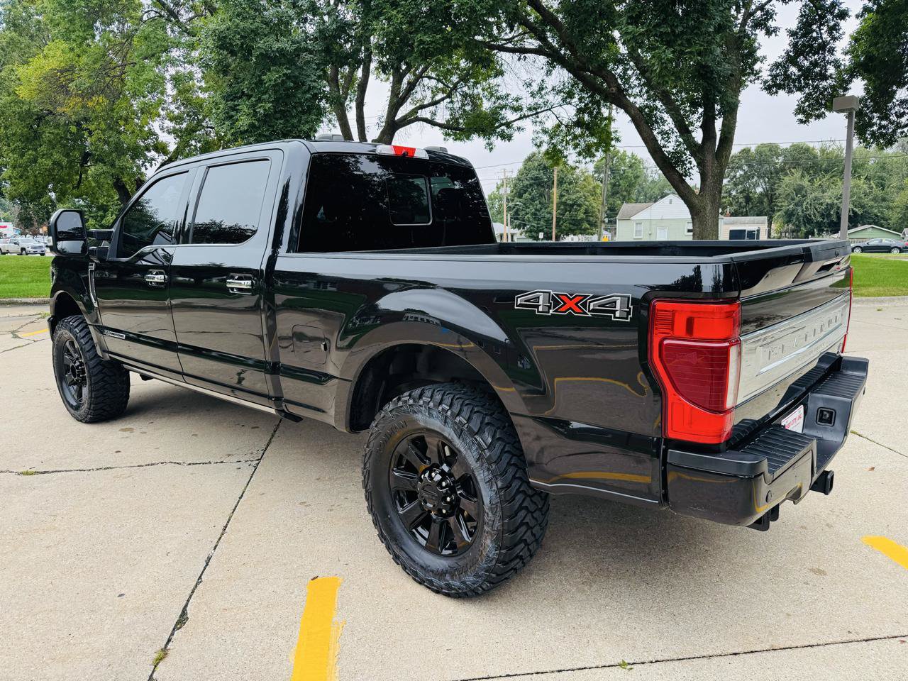 Used 2021 Ford F250 Platinum AWD/4WD image 5