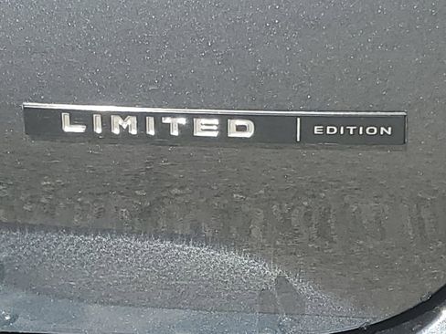 New 2026 Mitsubishi Outlander LE AWD/4WD image 30