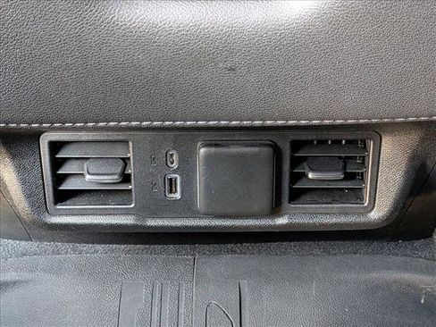 Used 2023 GMC Sierra 1500 Elevation image 17