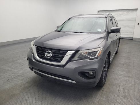 Used 2017 Nissan Pathfinder Platinum w/ Cargo Package image 15