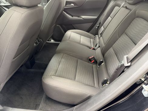 Used 2025 Chevrolet Equinox LT FWD image 6