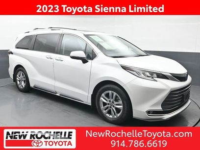 Certified 2023 Toyota Sienna Limited