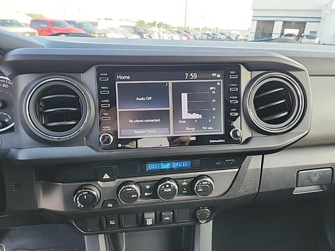 Used 2022 Toyota Tacoma SR5 AWD/4WD image 21