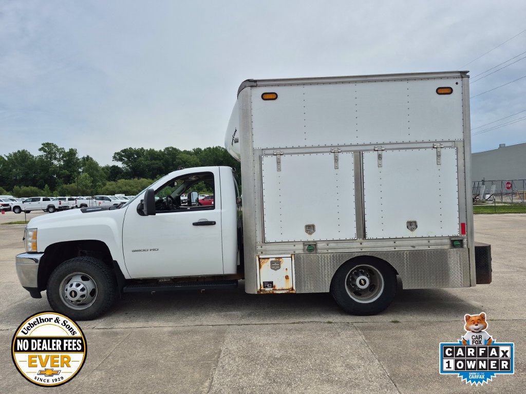 Used 2013 Chevrolet Silverado 3500 W/T w/ Snow Plow Prep Package AWD/4WD image 4