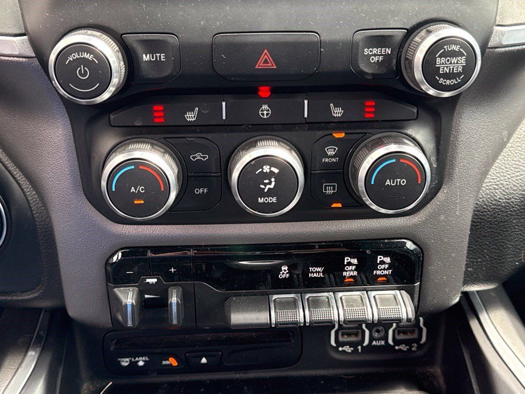 Used 2019 RAM 1500 Big Horn AWD/4WD image 25