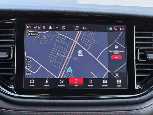Used 2025 Dodge Durango GT AWD/4WD image 3