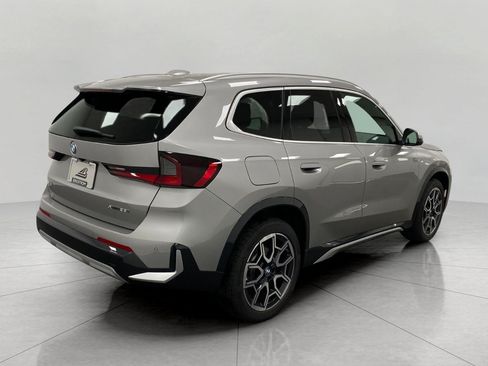 New 2027 BMW X1 xDrive28i AWD/4WD image 3