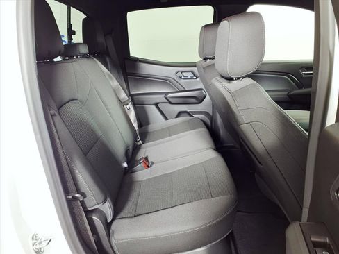 New 2026 GMC Canyon Elevation w/ Convenience Package image 18