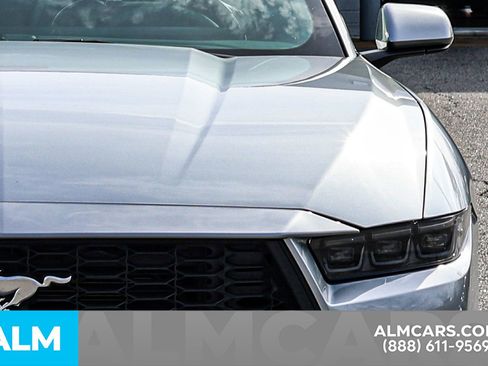 Used 2025 Ford Mustang Premium image 14