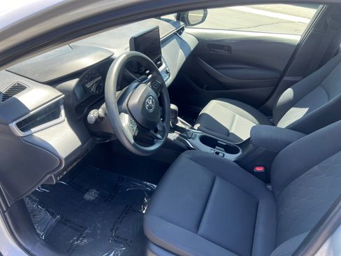 Used 2024 Toyota Corolla LE FWD image 10