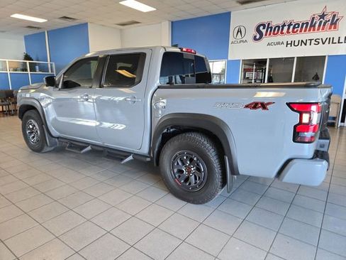 Used 2025 Nissan Frontier PRO-4X w/ Pro Convenience Package AWD/4WD image 6