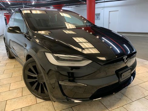 Used 2023 Tesla Model X AWD/4WD image 3