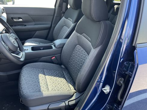 New 2026 Nissan Kicks SV w/ SV Premium Package AWD/4WD image 15