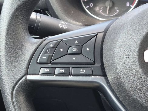 Used 2024 Nissan Sentra SV FWD image 16