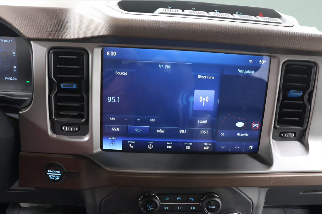 Used 2023 Ford Bronco Outer Banks w/ Sasquatch Package AWD/4WD image 12