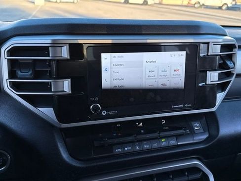 Used 2022 Toyota Tundra SR5 image 10