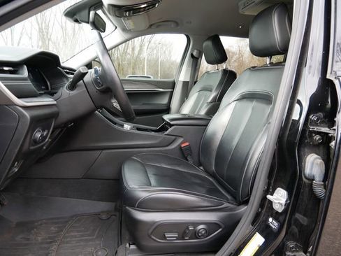 Used 2021 Jeep Grand Cherokee L Limited image 8