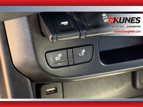 Used 2016 Chevrolet Colorado Z71 AWD/4WD image 33