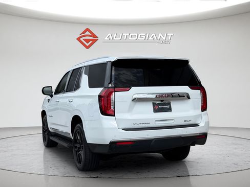 Used 2023 GMC Yukon SLT AWD/4WD image 13