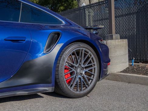 Used 2021 Porsche 911 GT3 RS image 36