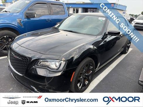Certified 2023 Chrysler 300 S w/ Comfort Group RWD image 1