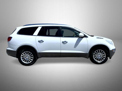 Used 2011 Buick Enclave CXL w/ Trailering Provision Package AWD/4WD image 4