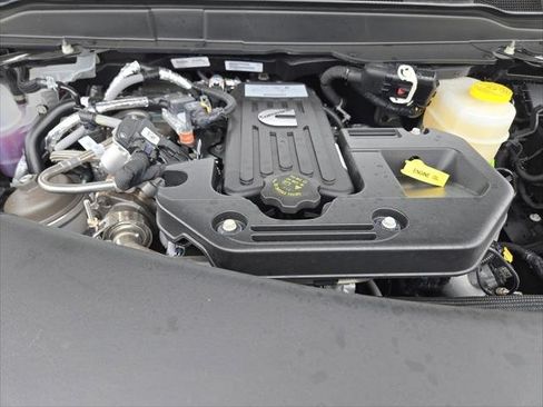 New 2026 RAM 3500 Laramie w/ Sport Appearance Package AWD/4WD image 21