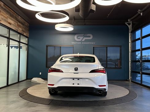 Used 2024 Acura Integra image 4