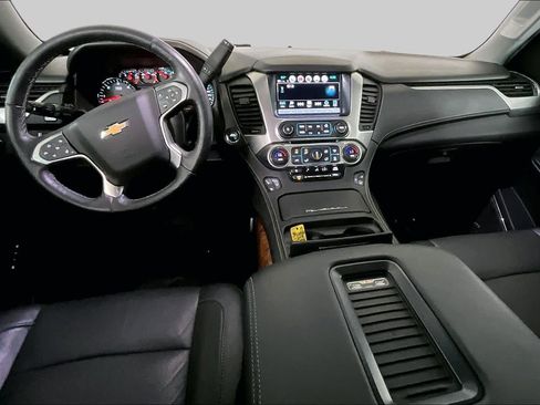 Used 2018 Chevrolet Tahoe Premier AWD/4WD image 16