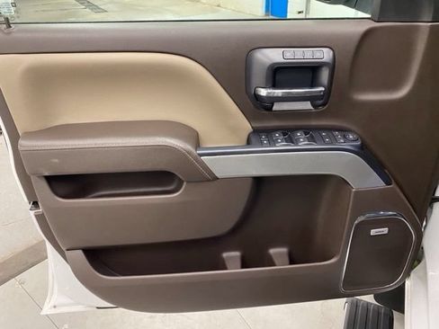 Used 2018 Chevrolet Silverado 1500 LTZ Z71 w/ LTZ Plus Package AWD/4WD image 25