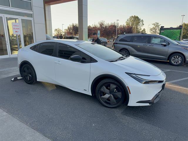Certified 2023 Toyota Prius LE AWD/4WD image 32