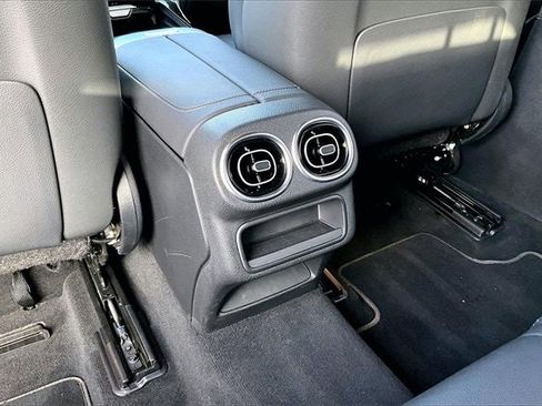 Certified 2025 Mercedes-Benz GLC 300 4MATIC image 13