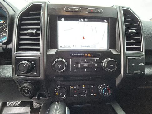 Used 2018 Ford F150 XLT w/ Equipment Group 302A Luxury image 19