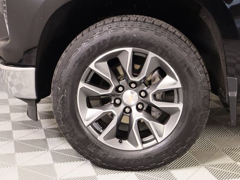 Used 2023 Chevrolet Silverado 1500 LT image 17