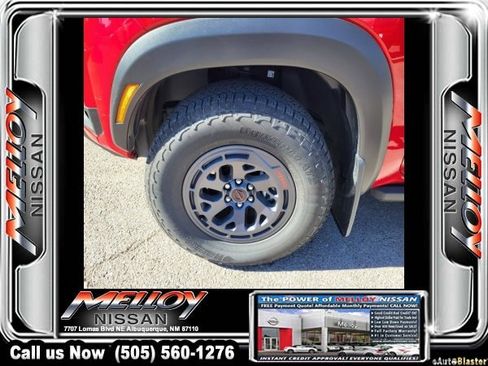 Used 2025 Nissan Frontier PRO-4X image 17