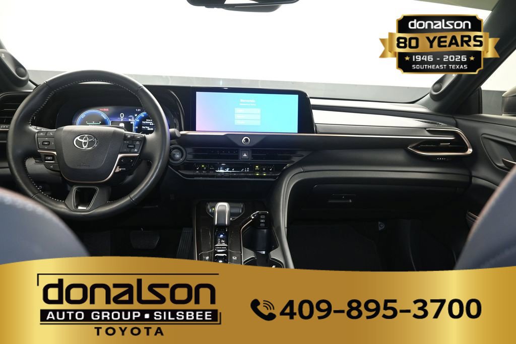 Used 2024 Toyota Crown Platinum AWD/4WD image 15