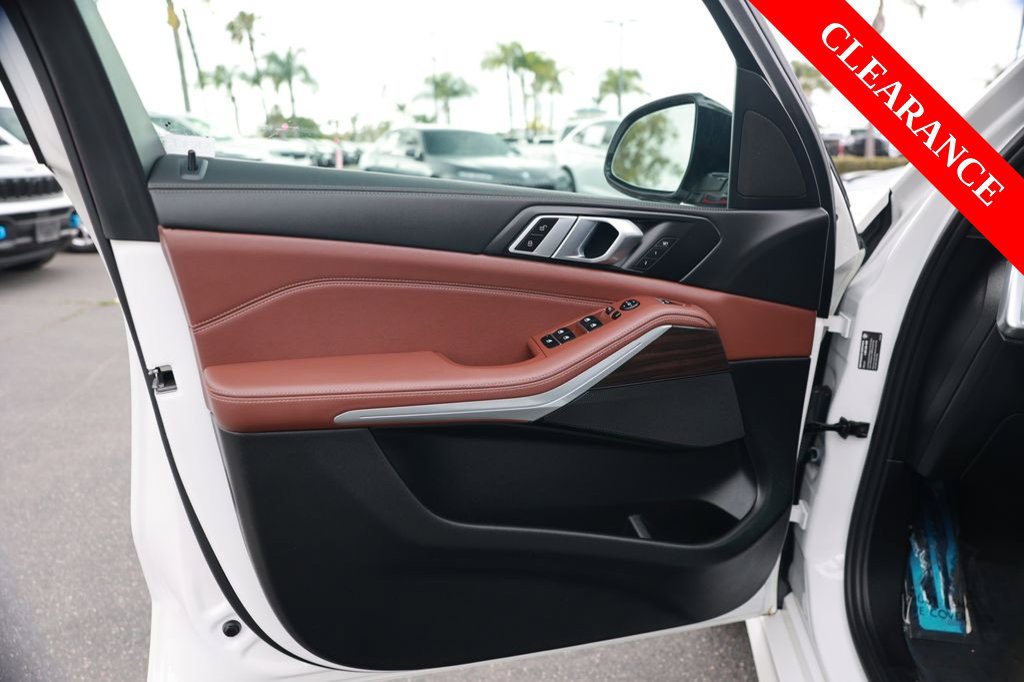 Used 2024 BMW X5 sDrive40i w/ M Sport Package RWD image 19