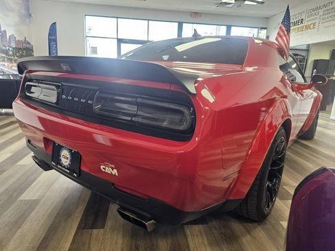 Used 2019 Dodge Challenger SRT Hellcat Redeye RWD image 5