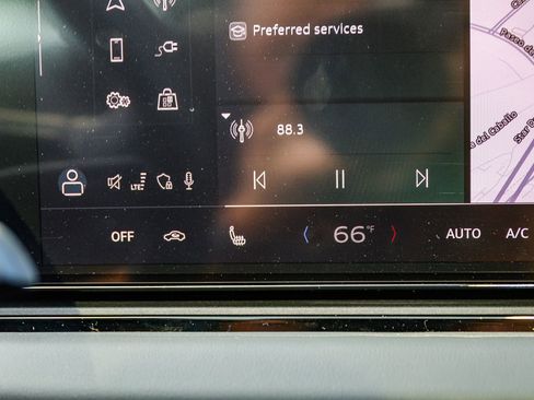 New 2025 Audi A6 e-tron Premium image 26