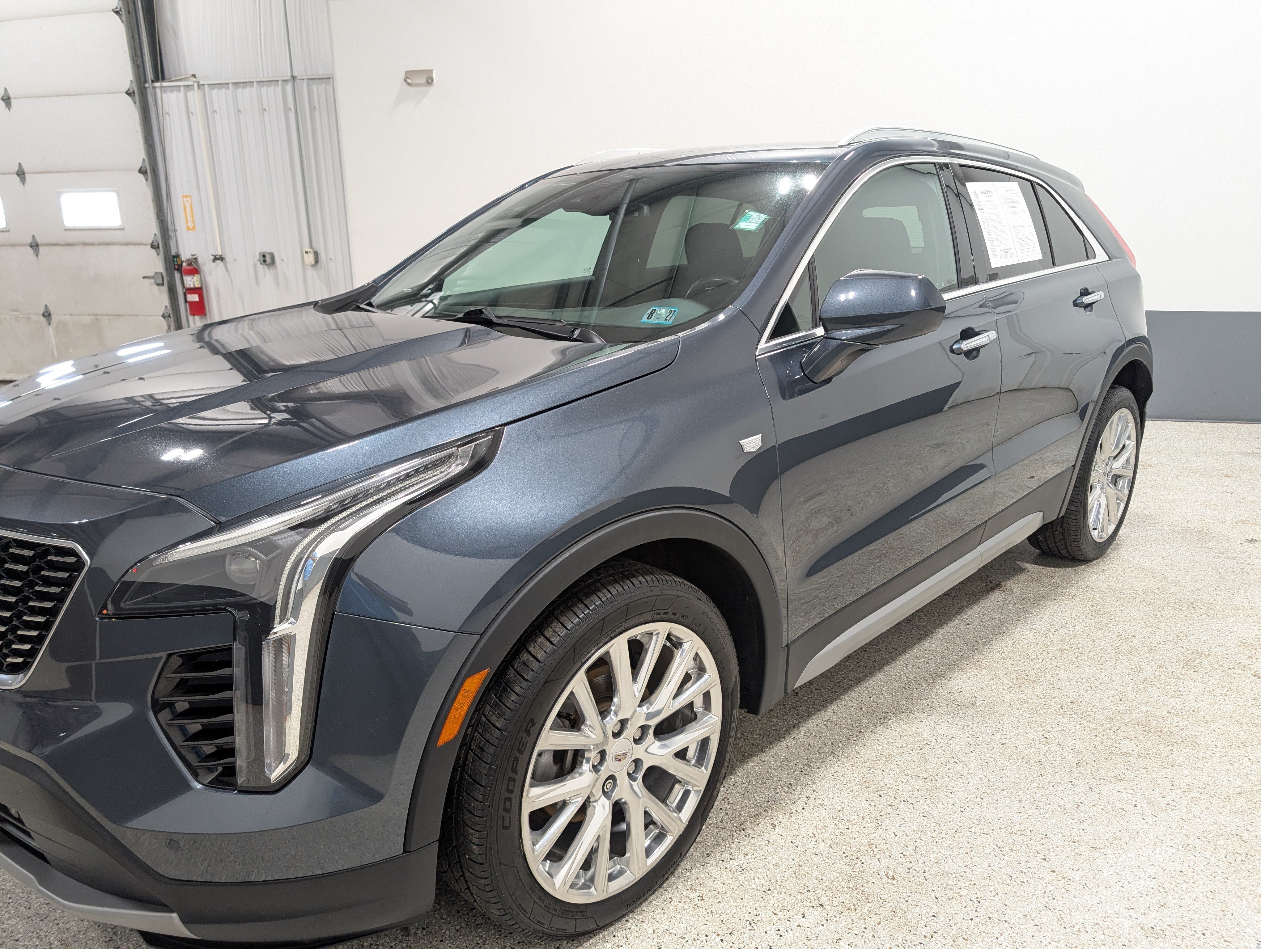 Used 2019 Cadillac XT4 Premium Luxury w/ Cold Weather Package AWD/4WD image 7