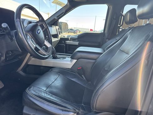 Used 2017 Ford F150 Lariat image 9