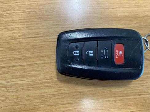 Used 2023 Toyota RAV4 XLE w/ Convenience Package image 36