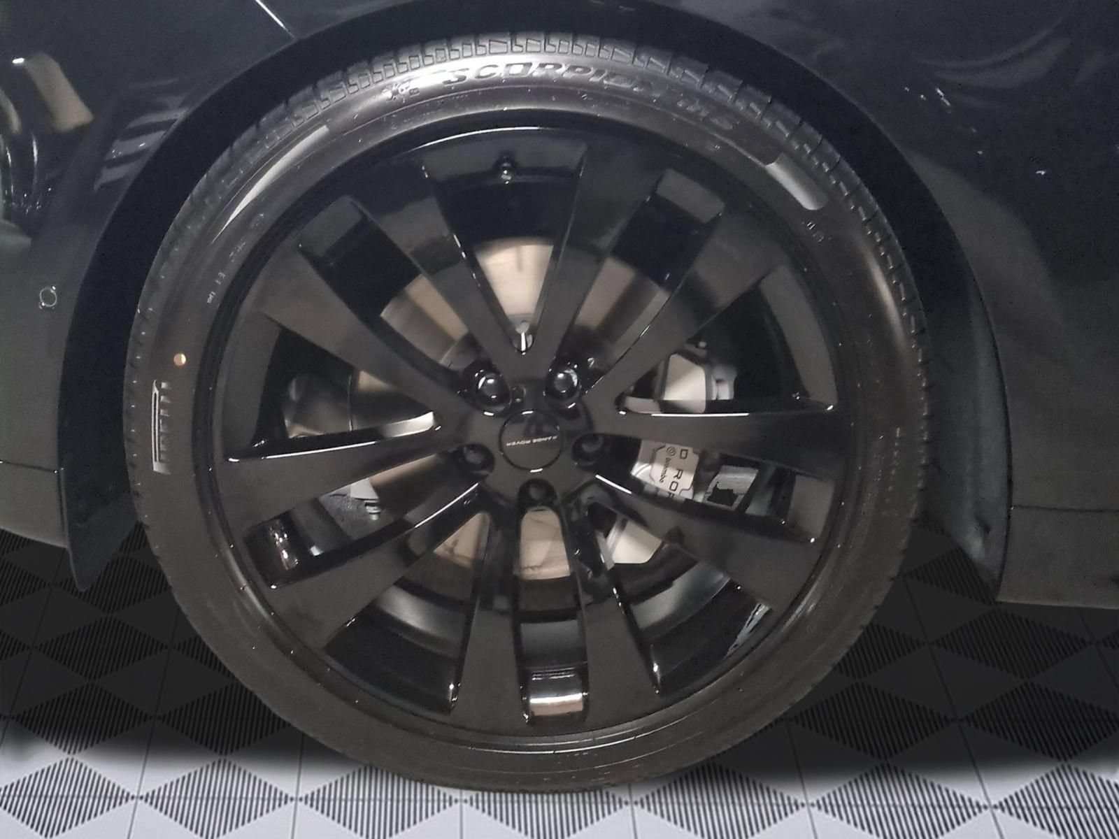 New 2027 Land Rover Range Rover Sport Dynamic SE AWD/4WD image 9