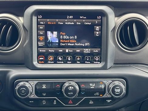 Used 2021 Jeep Wrangler Unlimited Sport w/ Sun And Sound Package AWD/4WD image 17