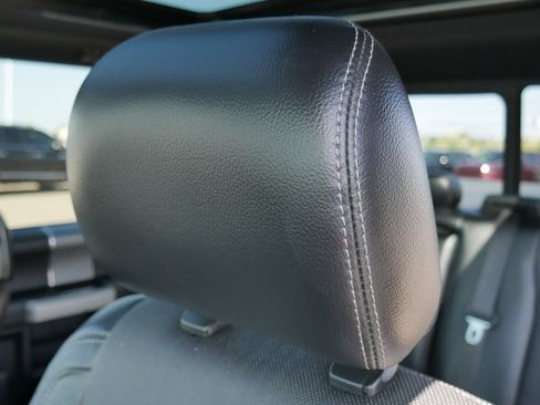 Used 2015 Ford F150 Lariat image 39