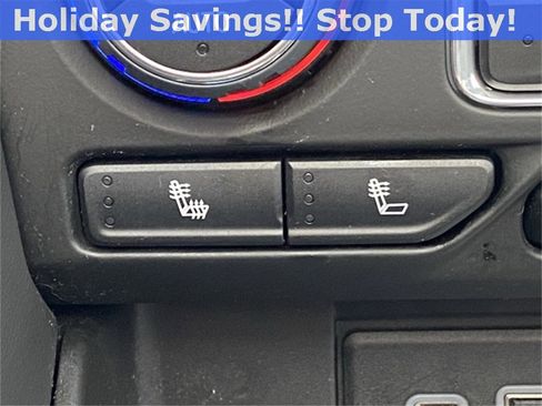 Used 2022 Chevrolet Suburban RST w/ Luxury Package image 21