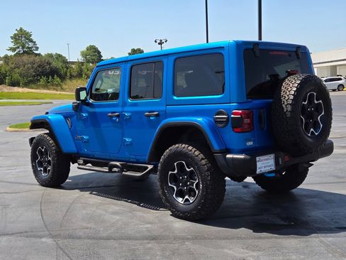 Used 2023 Jeep Wrangler Unlimited Rubicon 4xe w/ Steel Bumper Group AWD/4WD image 3