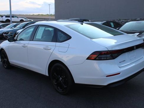 Used 2025 Honda Accord SE image 23
