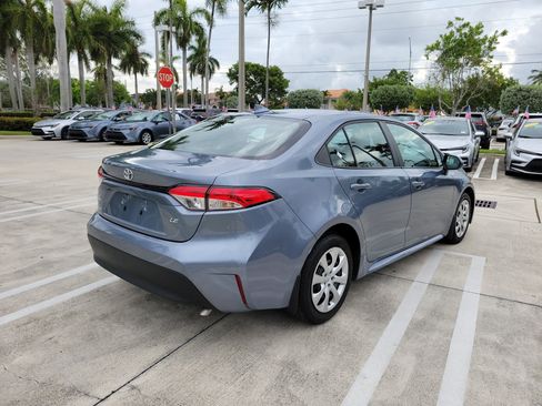 Certified 2025 Toyota Corolla LE FWD image 7