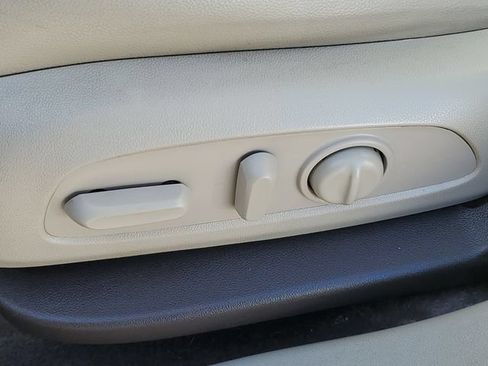 Used 2019 GMC Acadia Denali FWD image 8